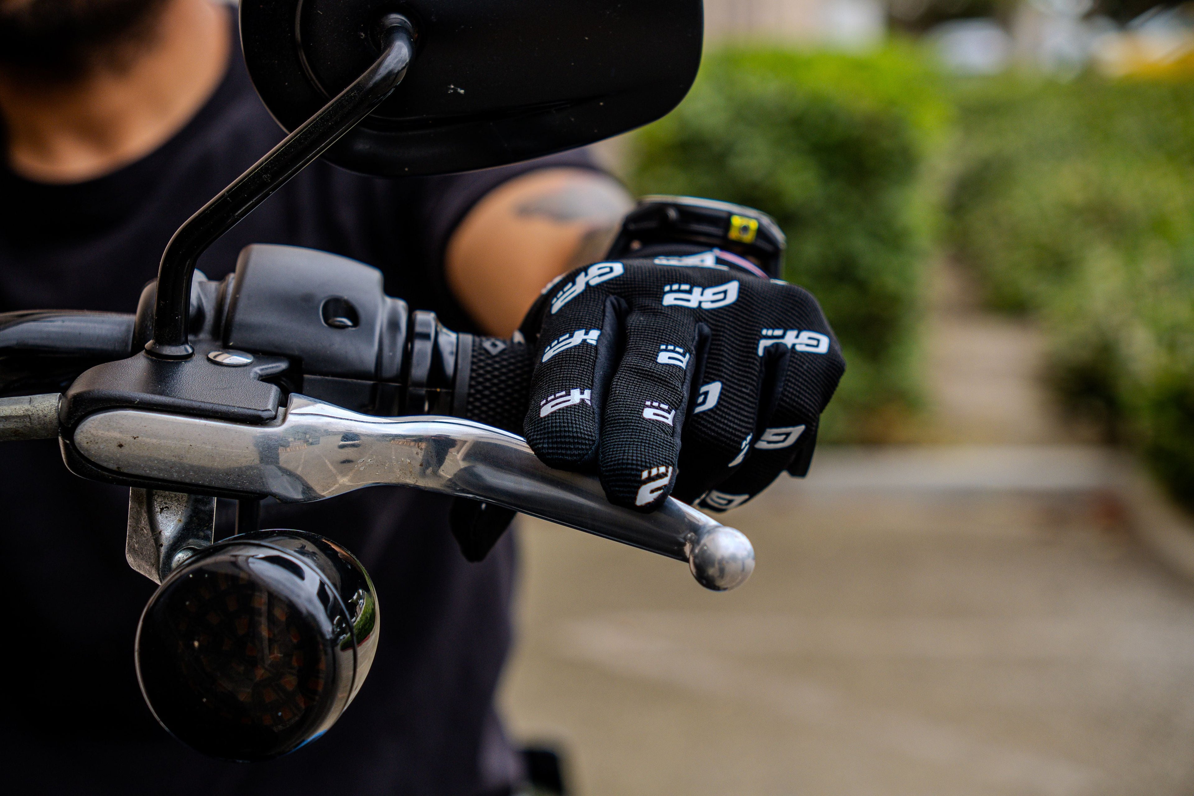 GP Suspension Logo Glove