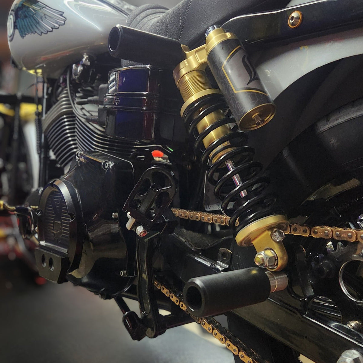 Dyna Upper Shock Sliders 1995-2017